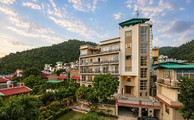 Mvt Guesthouse & Restaurant